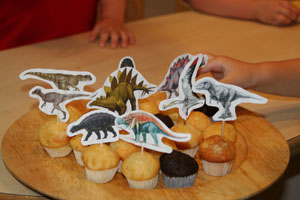 dino muffin traktatie